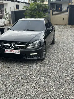 Mercedes-Benz C250 2013 Black