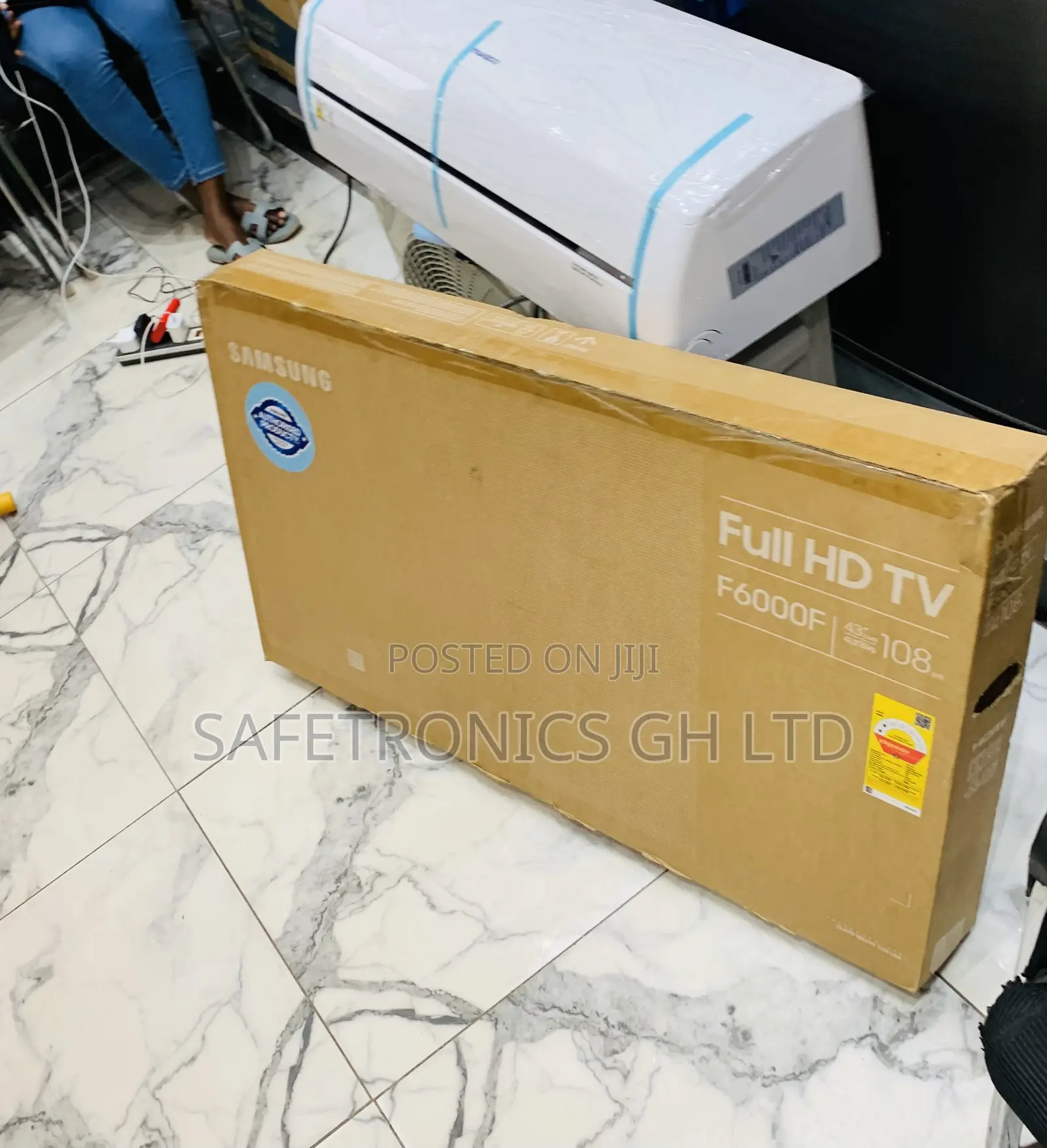 Exclusive New 43" Crystal Uhd U8000f Smart Tv (2025) Samsung