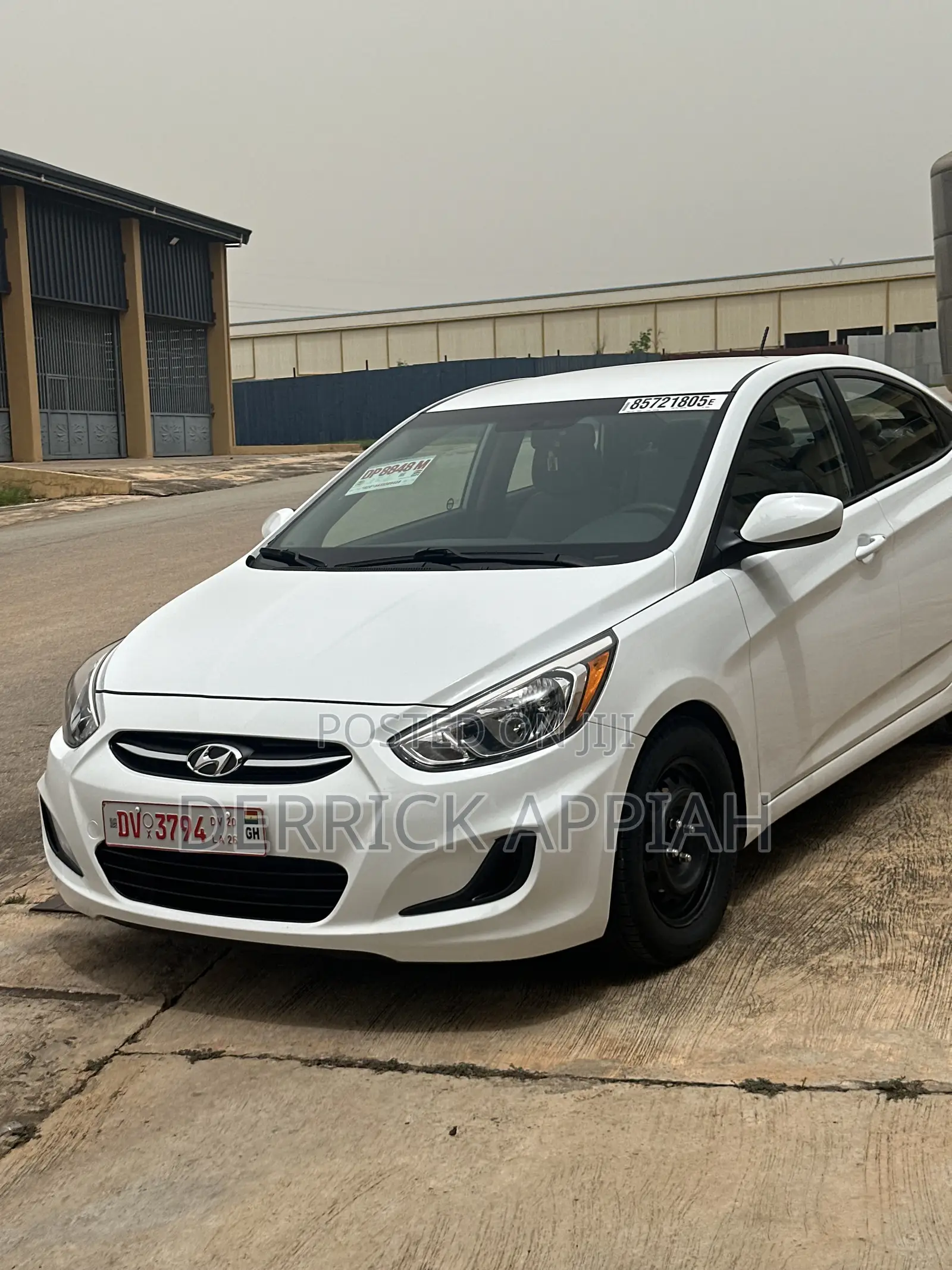 Hyundai Accent SE Sedan 2017 White