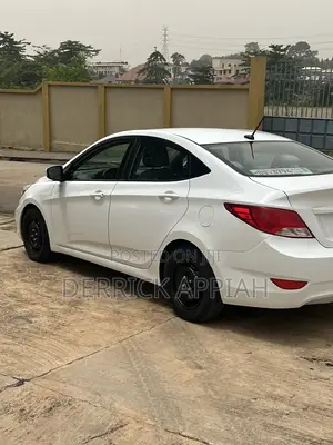 Hyundai Accent SE Sedan 2017 White