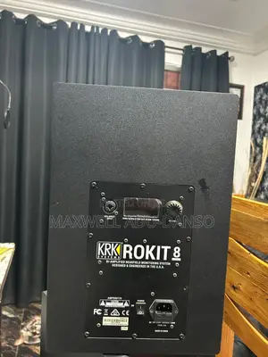 KRK Rokit 8