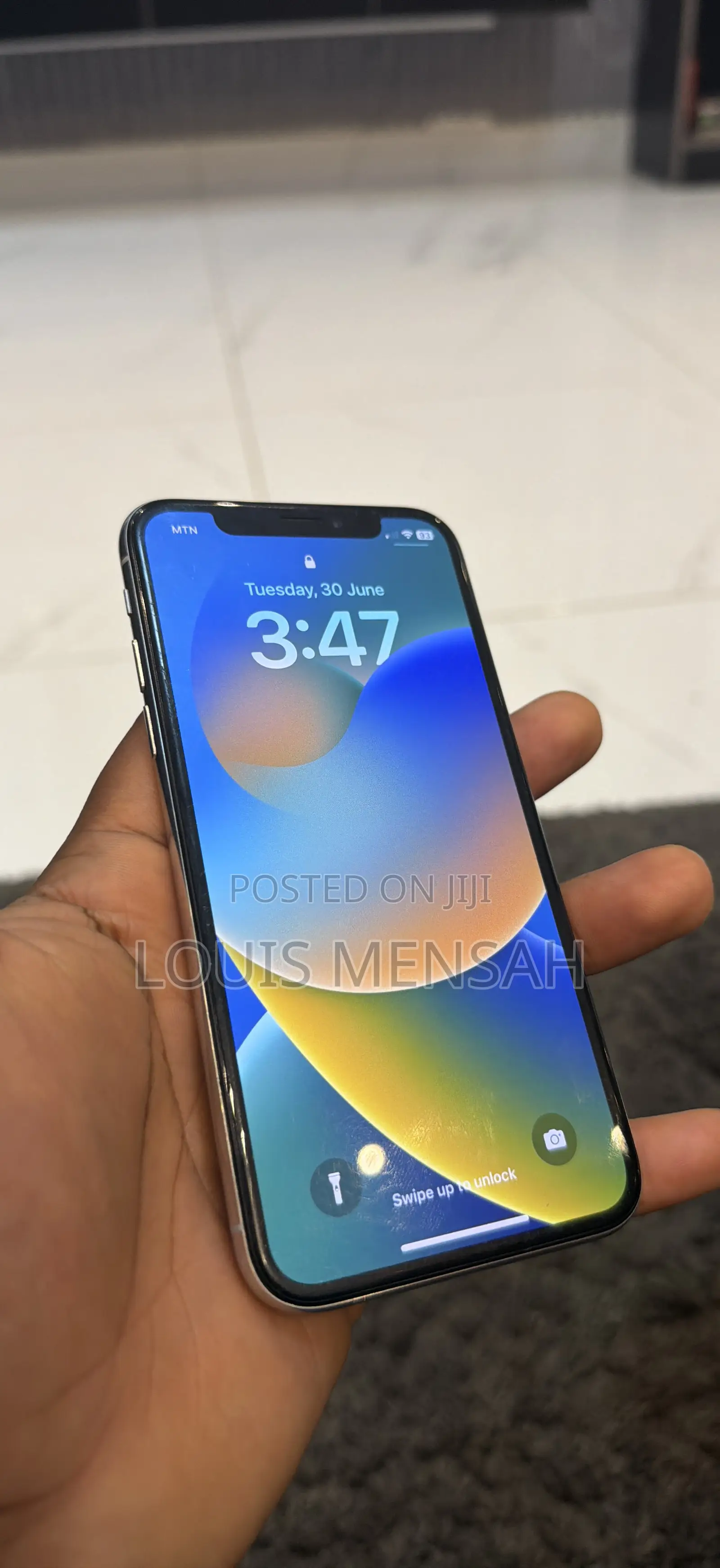 Apple iPhone X 64 GB White