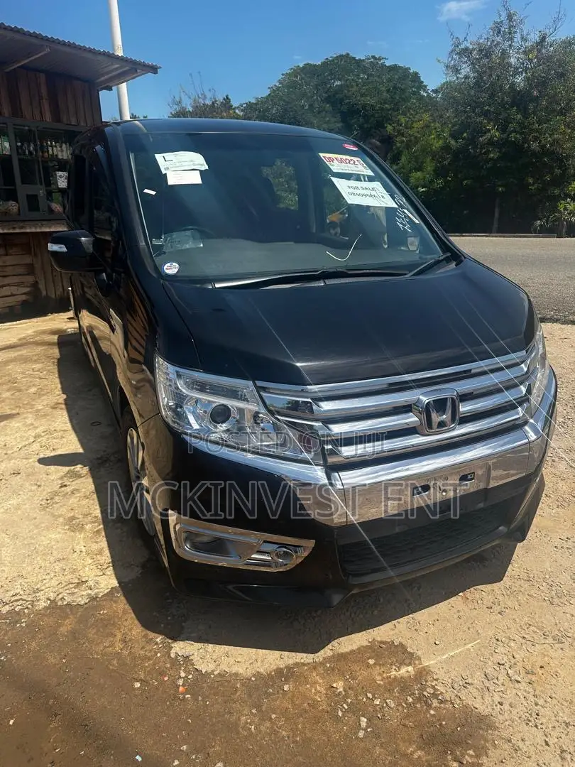 Honda Stepwgn 2013 Black
