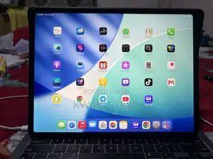 Apple iPad Pro 12.9 (2021) 128 GB Gray