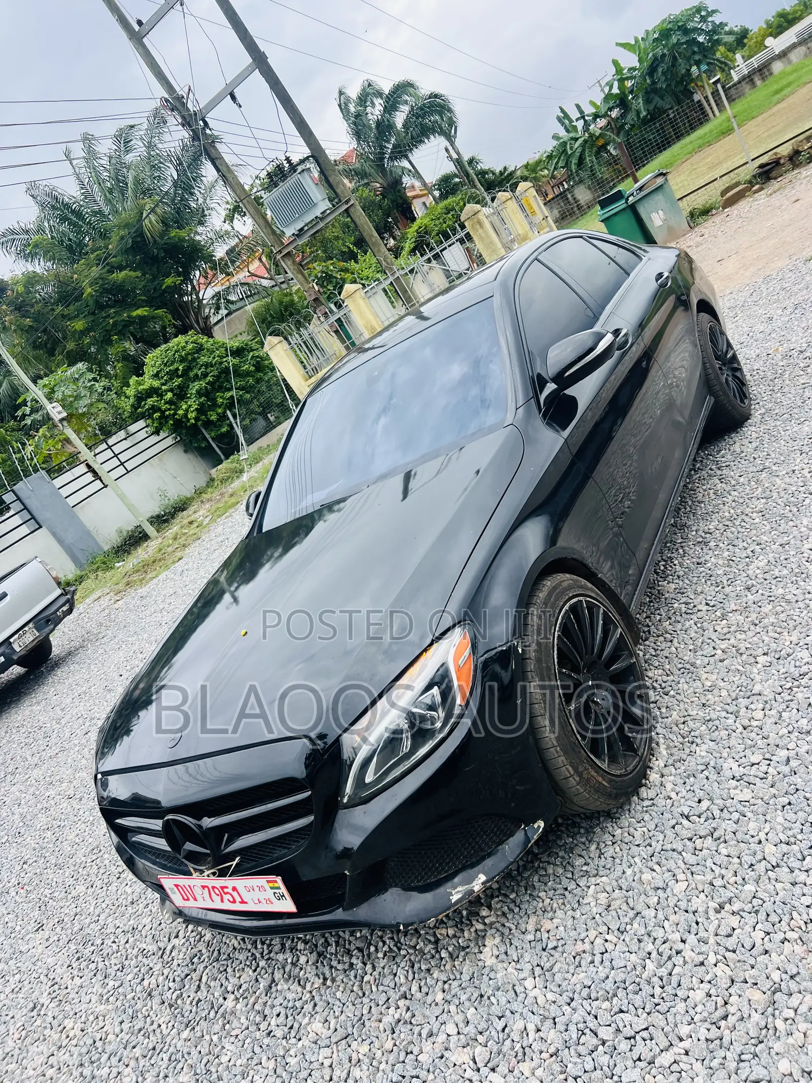Mercedes-Benz C300 2016 Black