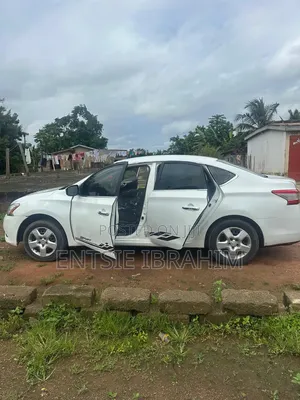Nissan Sentra 2024 White