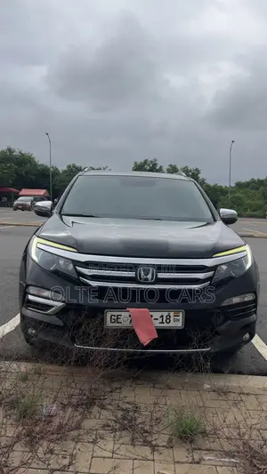 Honda Pilot Touring 4dr SUV 4WD (3.5L 6cyl 9A) 2017 Black
