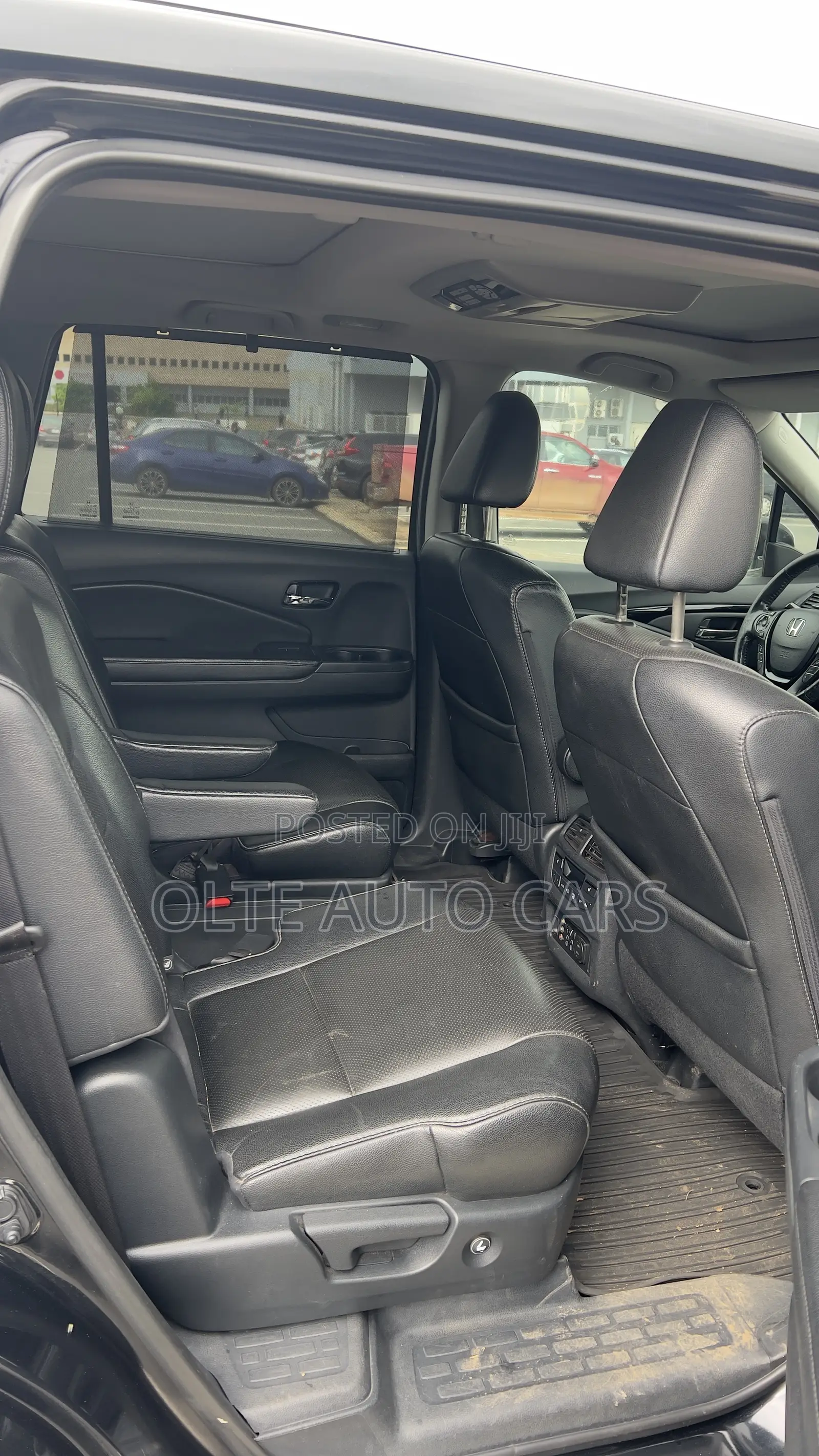 Honda Pilot Touring 4dr SUV 4WD (3.5L 6cyl 9A) 2017 Black