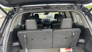 Honda Pilot Touring 4dr SUV 4WD (3.5L 6cyl 9A) 2017 Black