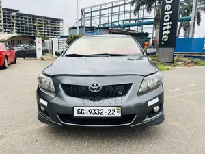 Toyota Corolla 2010 Gray