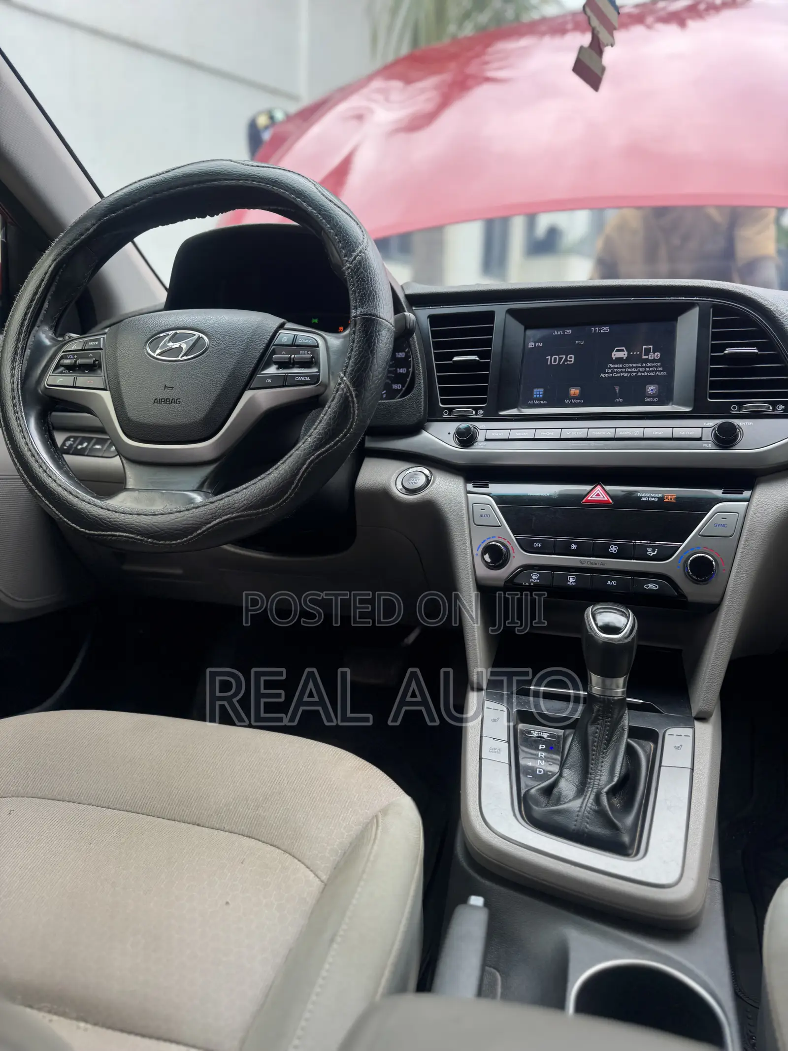 Hyundai Elantra ECO Sedan FWD (1.4L 4cyl 7A) 2017 Red