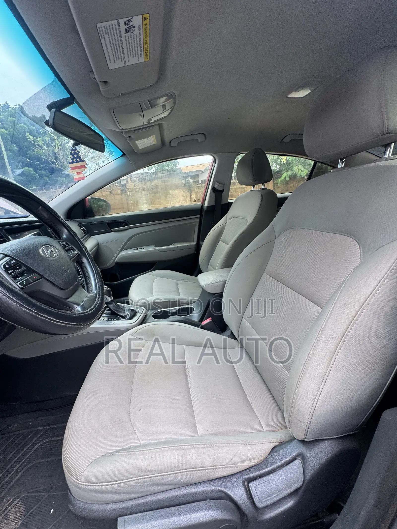 Hyundai Elantra ECO Sedan FWD (1.4L 4cyl 7A) 2017 Red