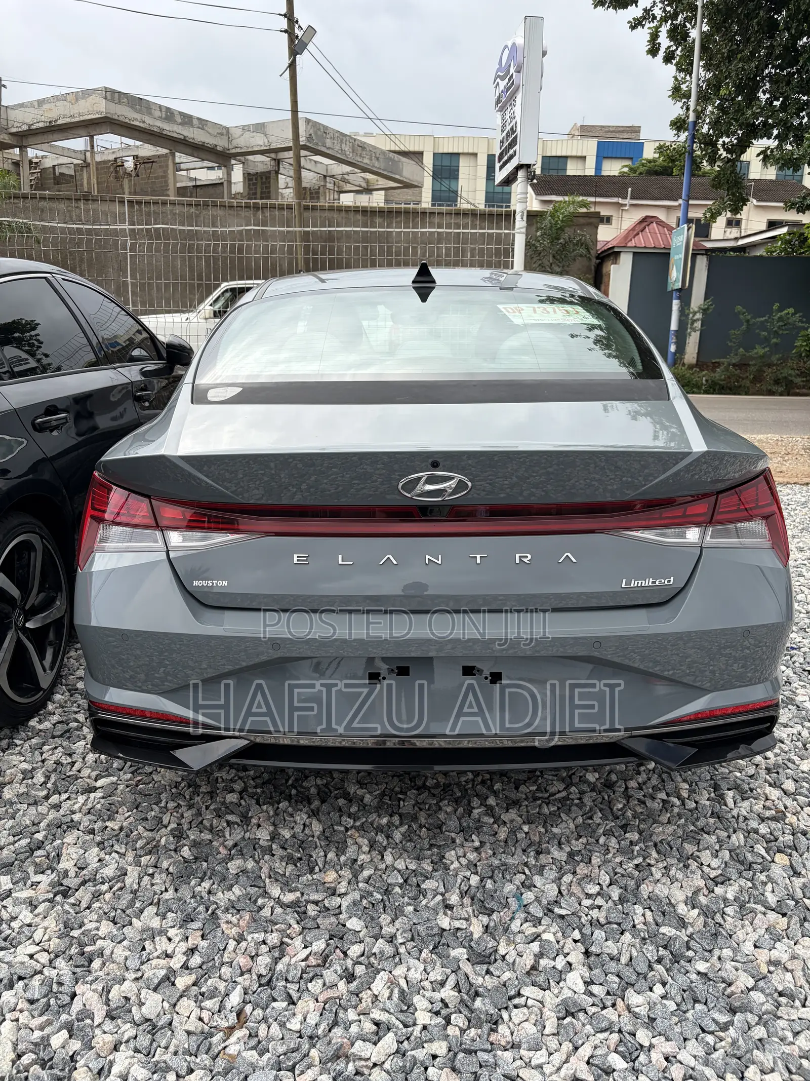 Hyundai Elantra Limited 2022 Gray