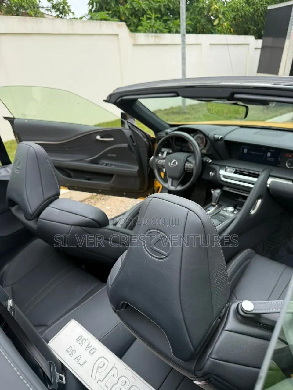 Lexus LC 2023 Yellow