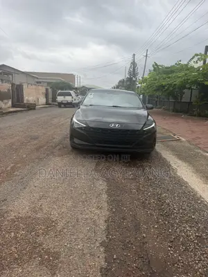 Hyundai Elantra 2022 Black