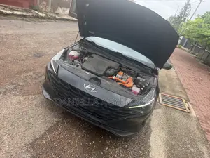 Hyundai Elantra 2022 Black