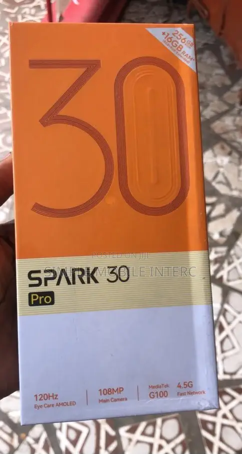 New Tecno Spark 30 Pro 256 GB Gold
