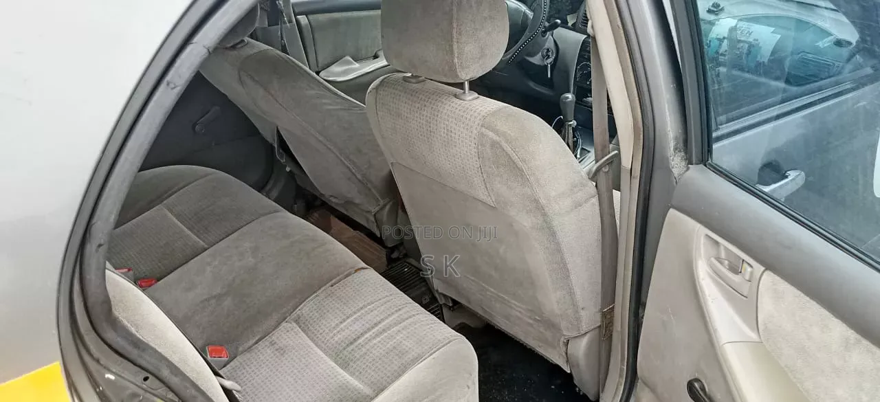 Toyota Corolla LE 2007 Silver