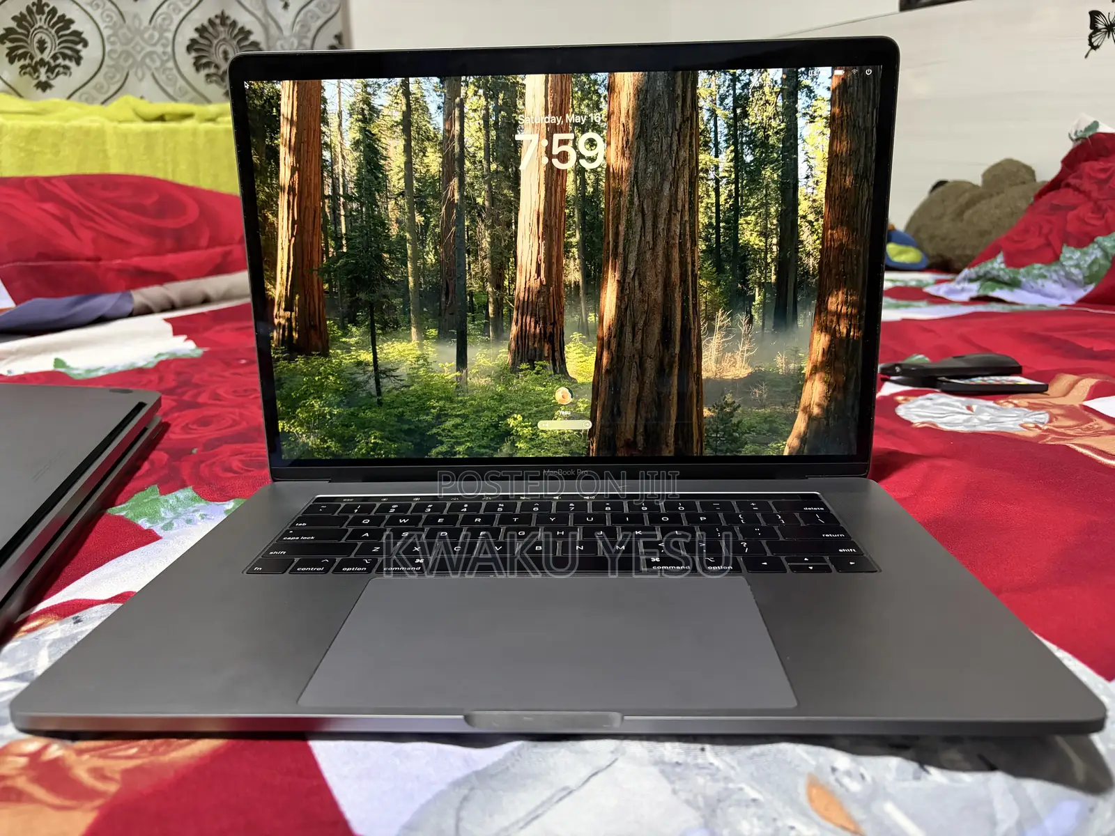 Laptop Apple MacBook Pro 16GB Intel Core i7 SSD 512GB