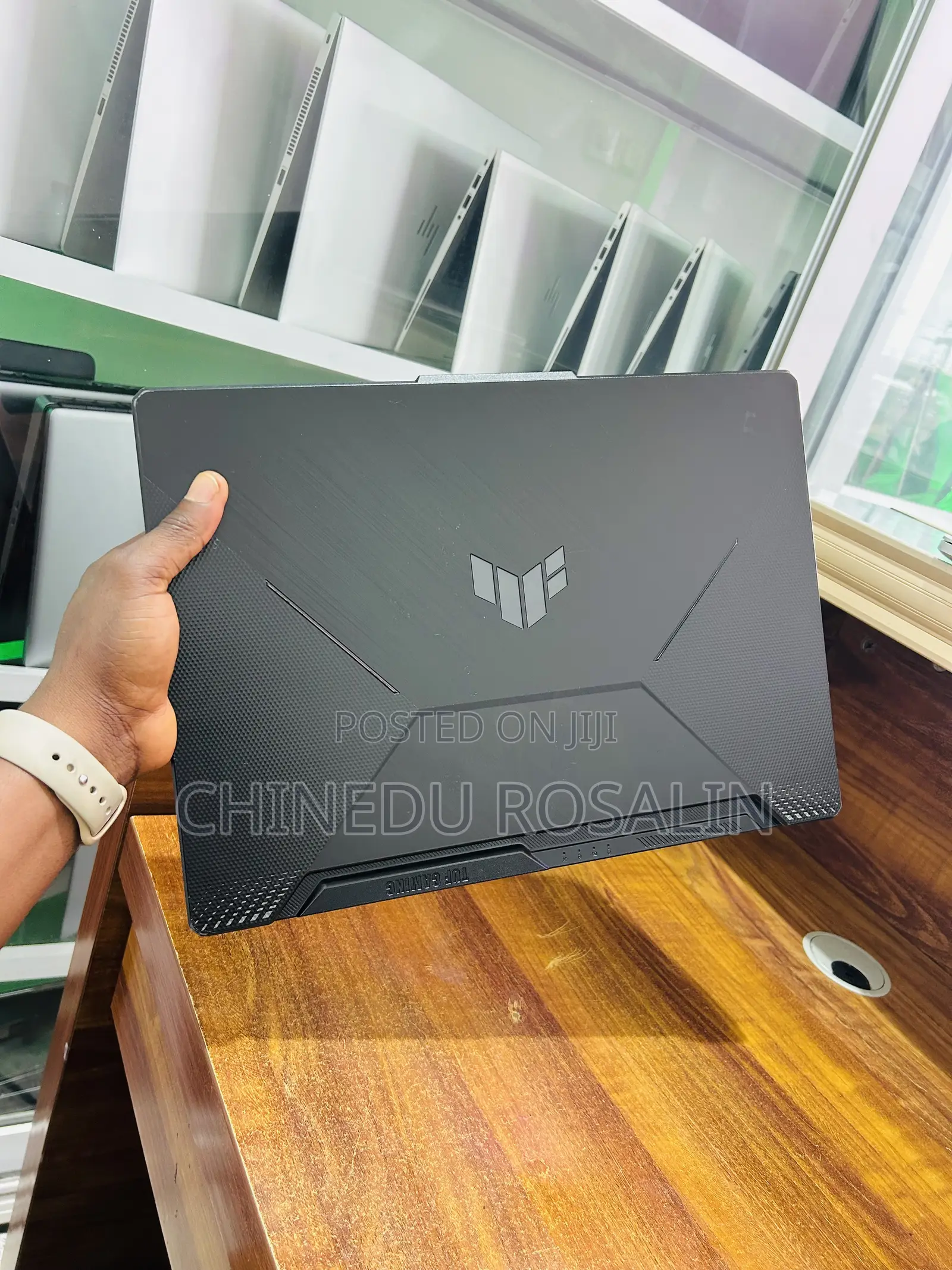 Laptop Asus TUF Gaming A15 16GB AMD Ryzen 5 SSD 1T