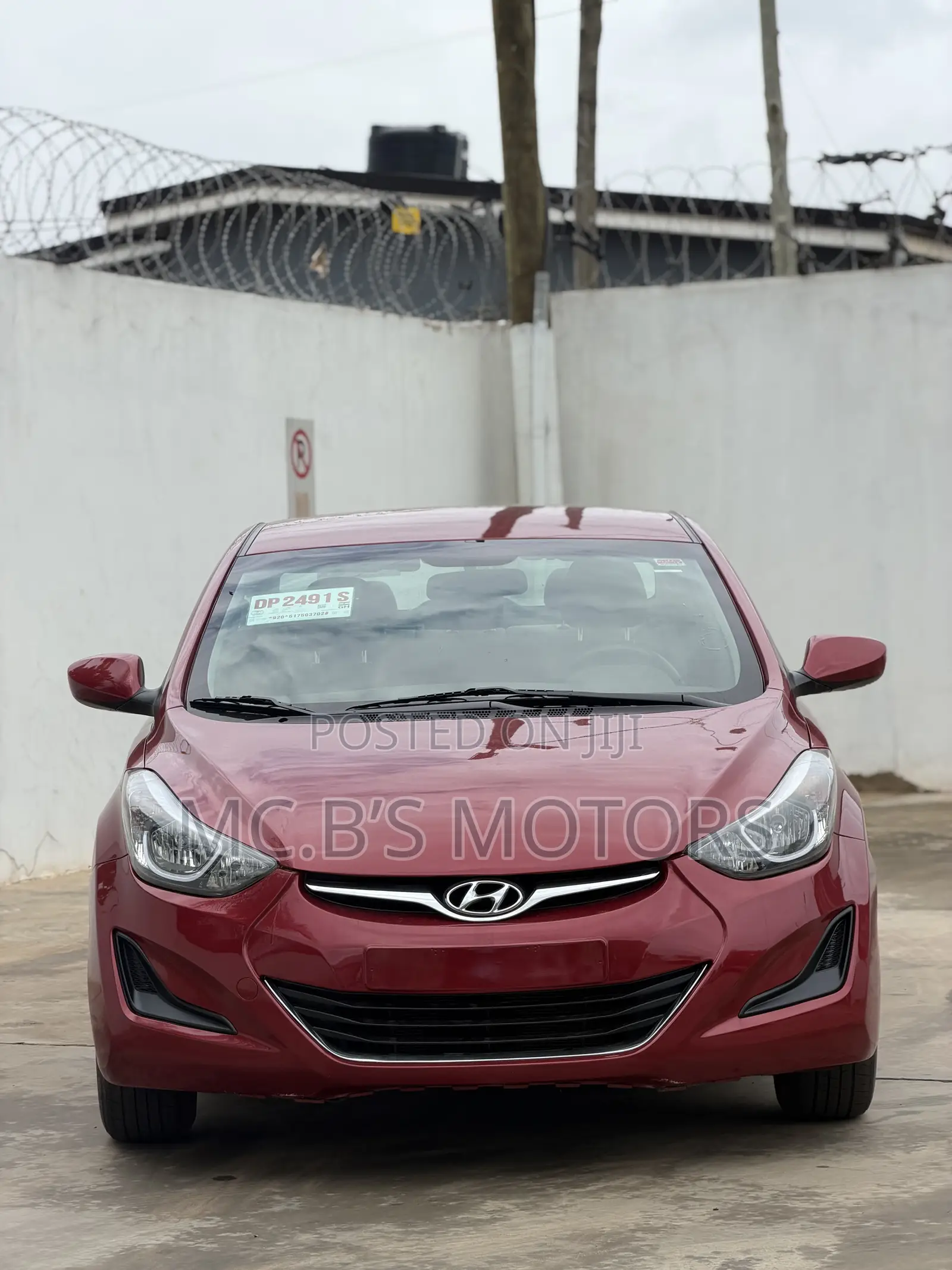 Hyundai Elantra 2015 Red