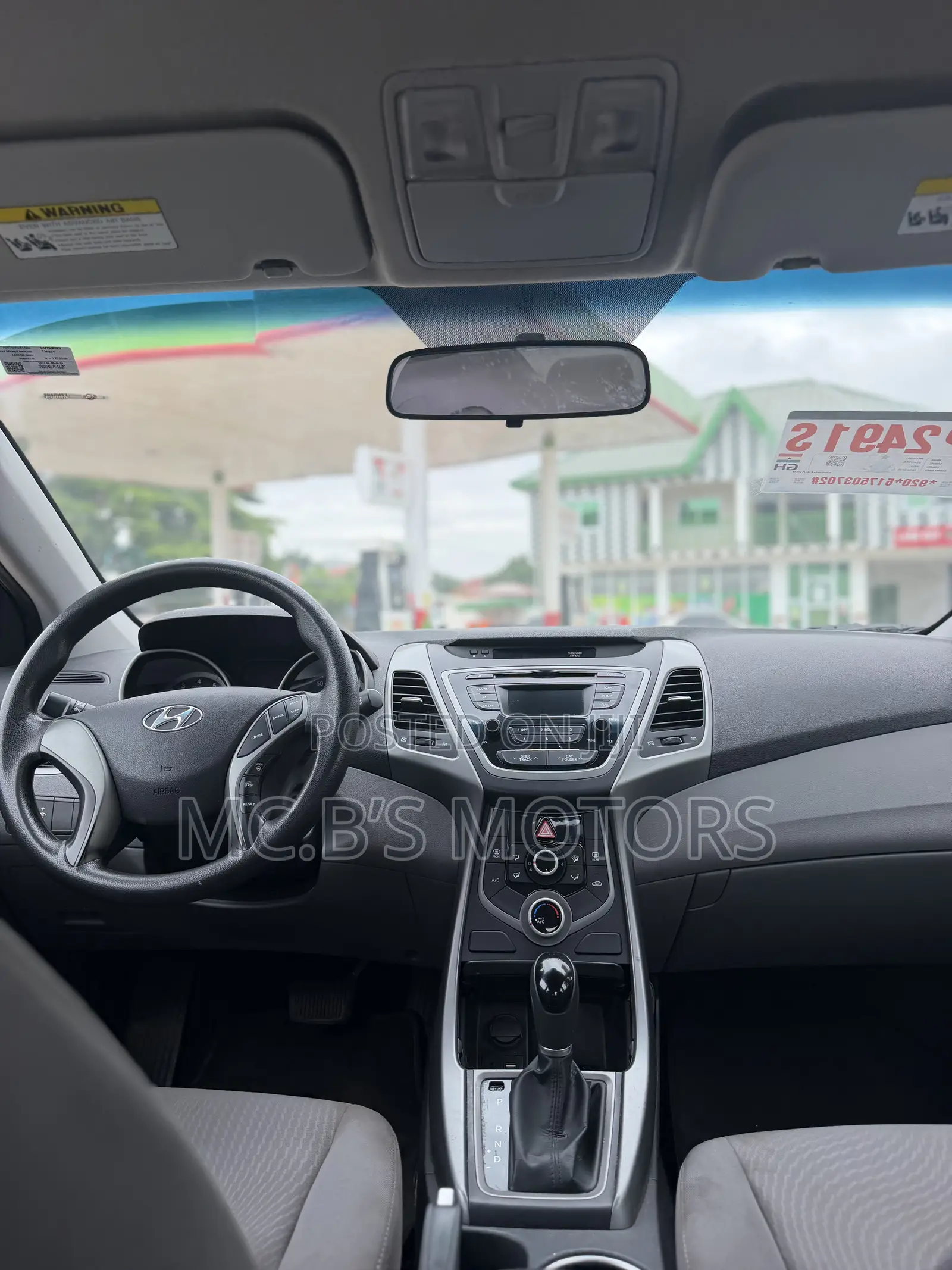 Hyundai Elantra 2015 Red