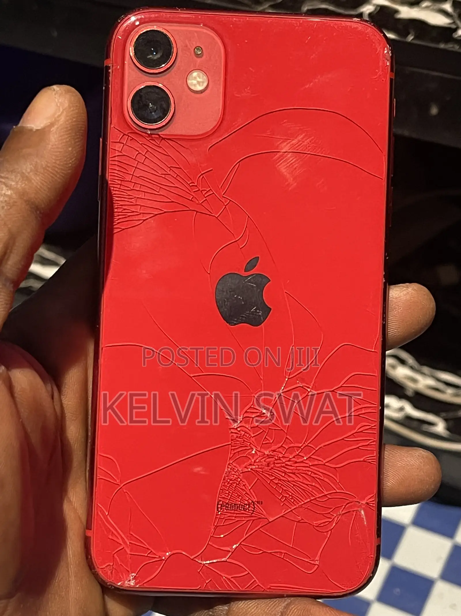Apple iPhone 11 64 GB Red