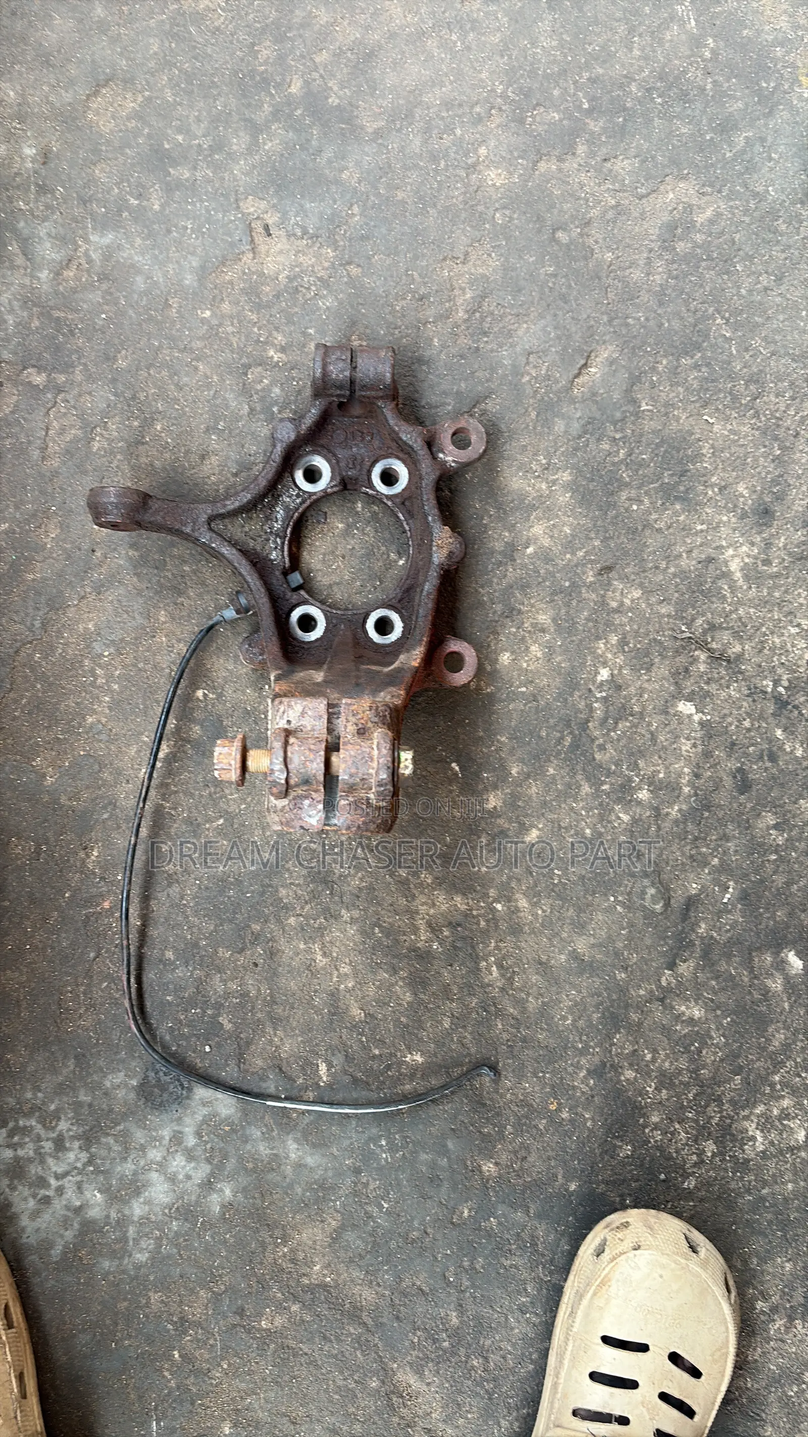 Nissan Rouge 2013-18 4x4 Front Hub Original