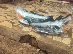 Mitsubishi Outlander 2015 Headlight Normal