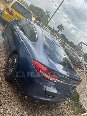 Ford Fusion Platinum AWD 2018 Blue