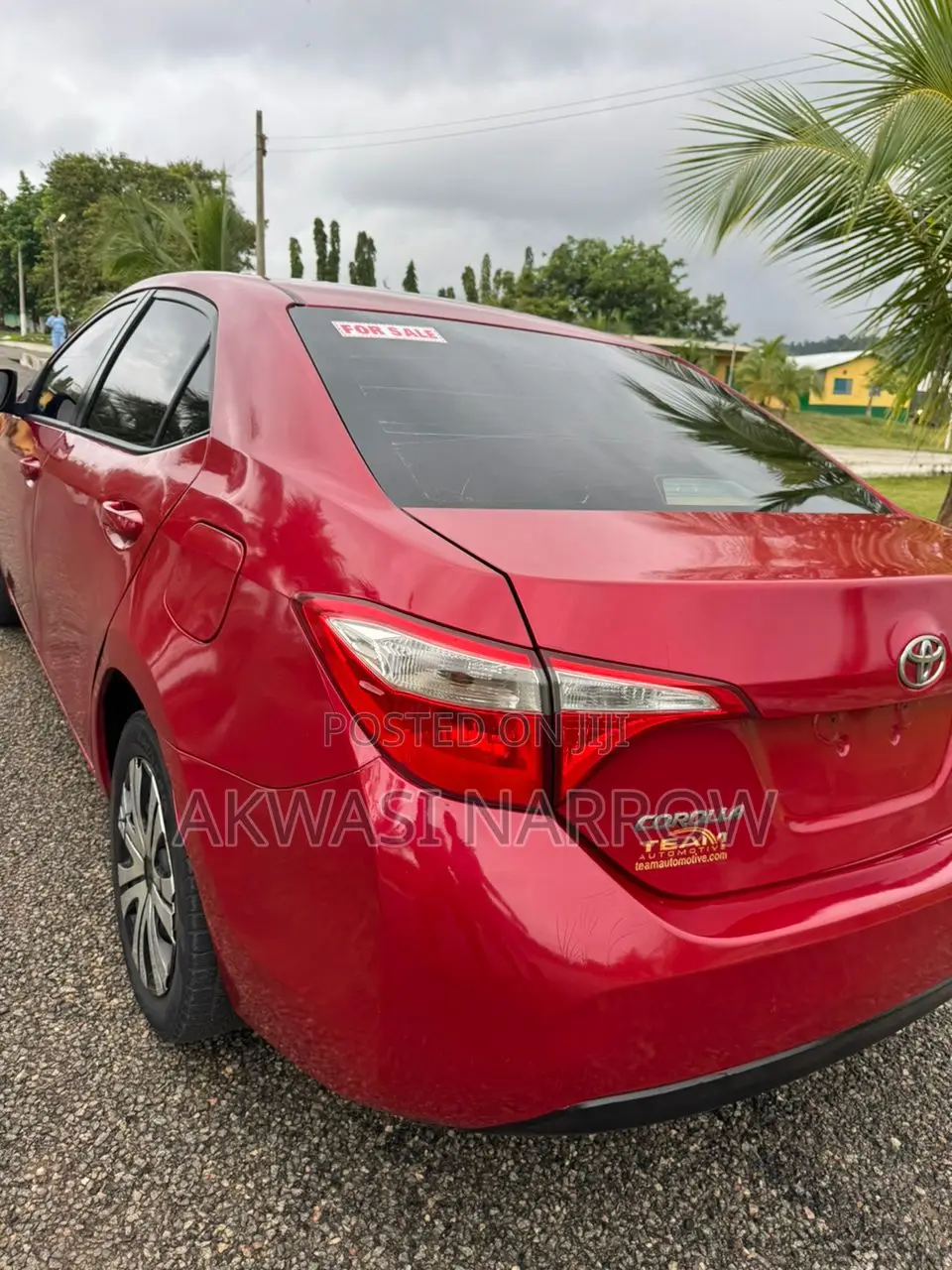 Toyota Corolla LE 4dr Sedan (1.8L 4cyl CVT) 2015 Red