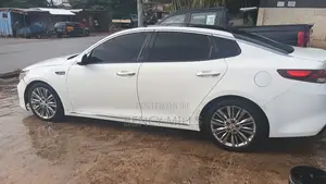 Kia Optima SX Turbo 2018 White