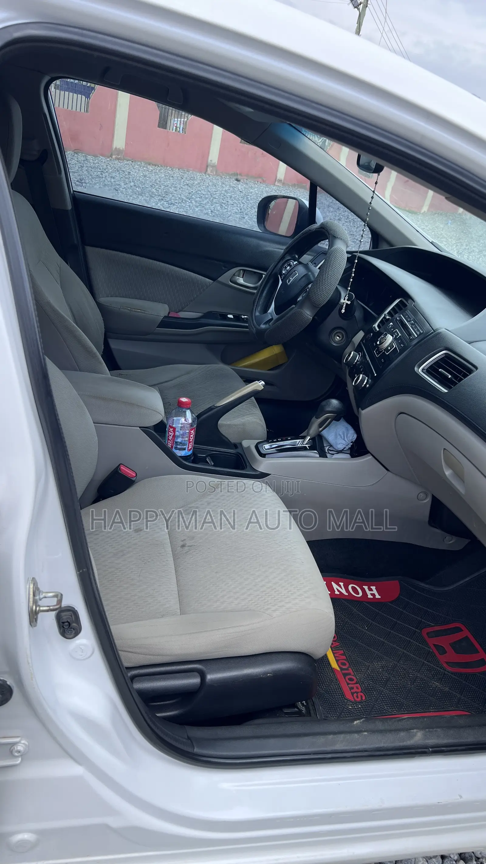 Honda Civic LX 4dr Sedan (1.8L 4cyl CVT) 2014 White