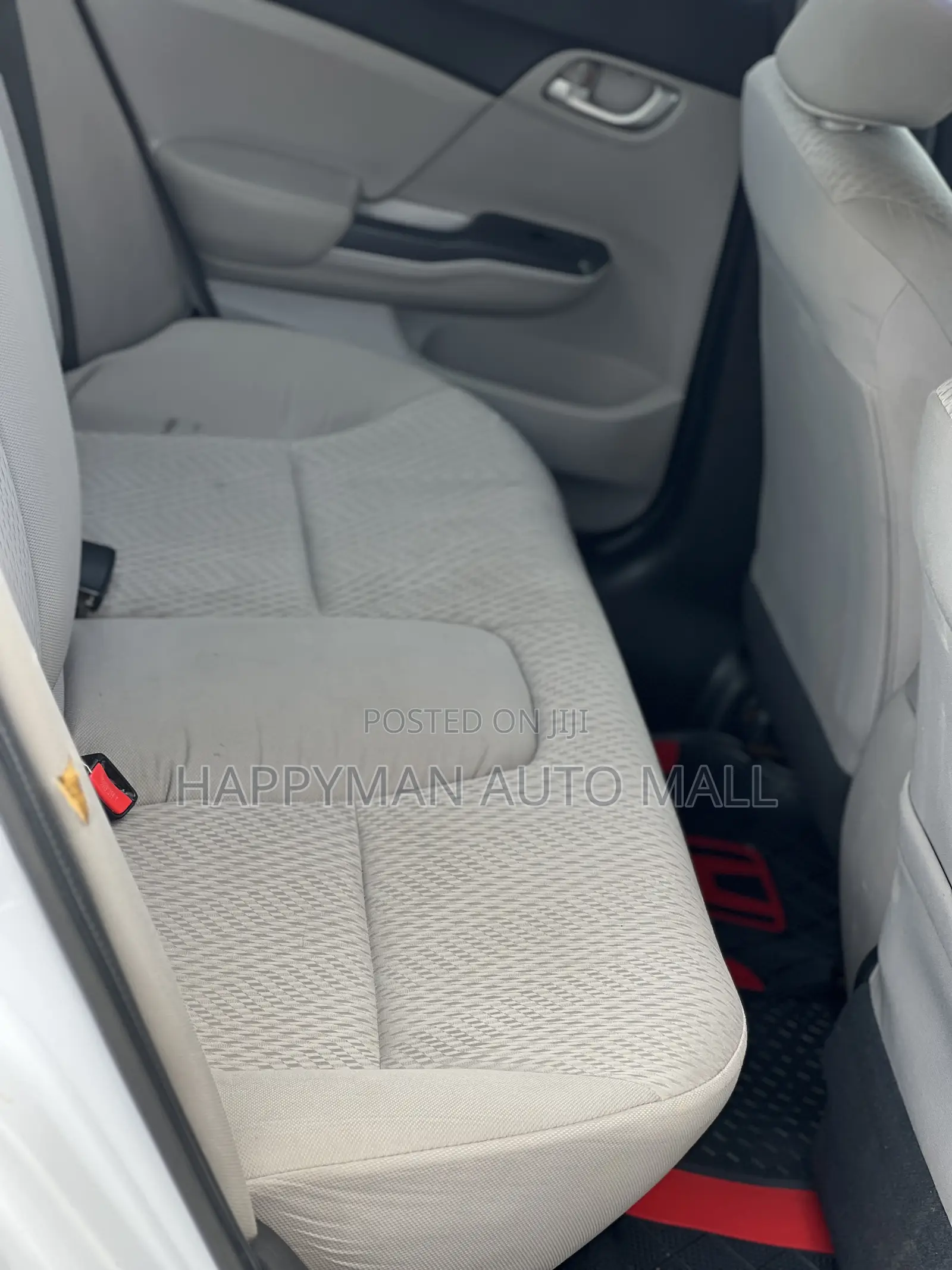 Honda Civic LX 4dr Sedan (1.8L 4cyl CVT) 2014 White