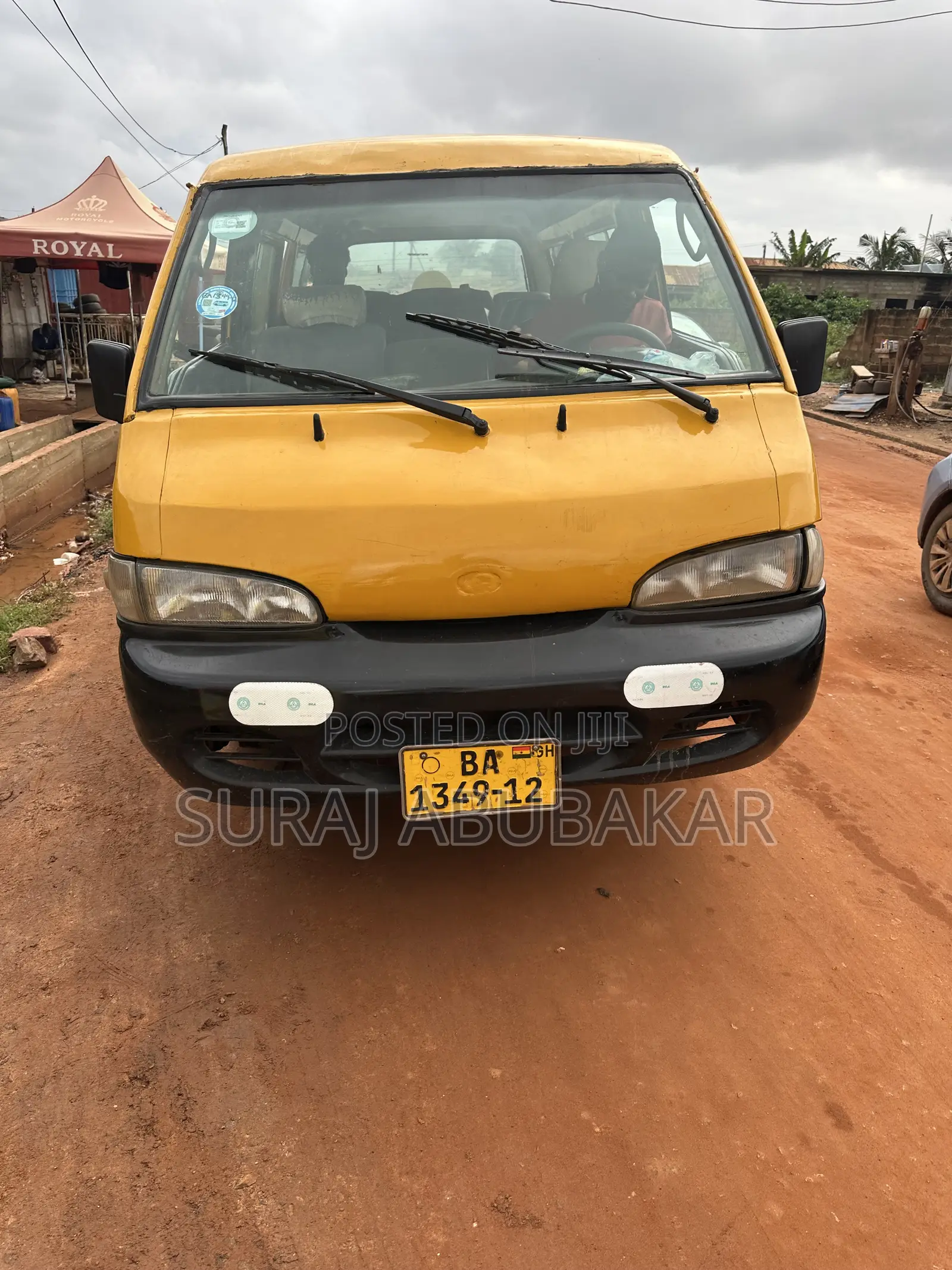 Hyundai H-100 1999 Yellow