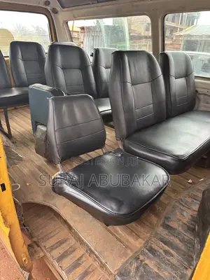 Hyundai H-100 1999 Yellow