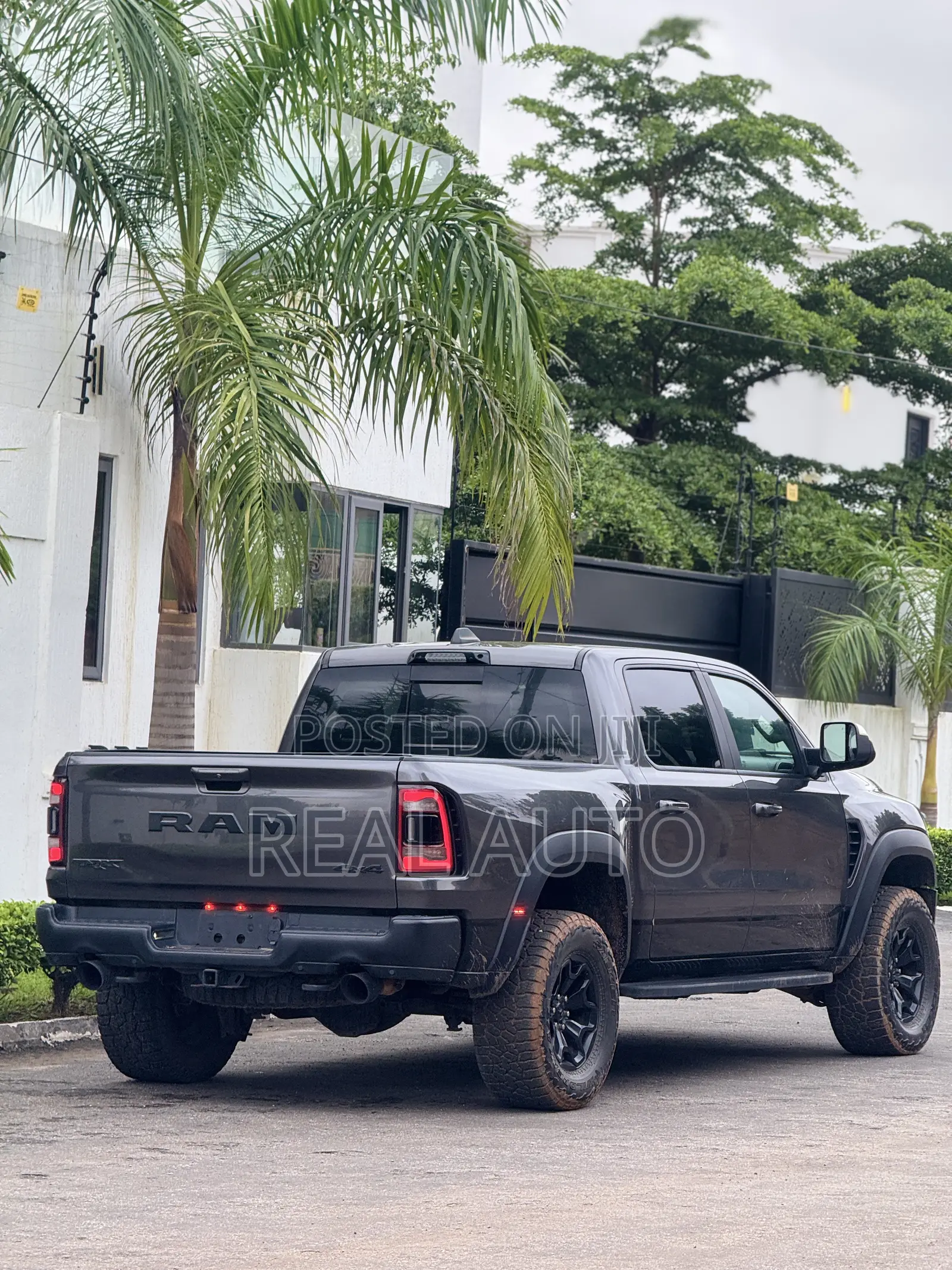 Dodge RAM 1500 6.2 Petrol AWD 2022 Black