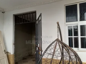 1bdrm Apartment in Items Property, Barrier for rent