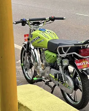 Royal RY125 2025 Green