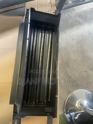 Ford -F150 18 Shutter Grill