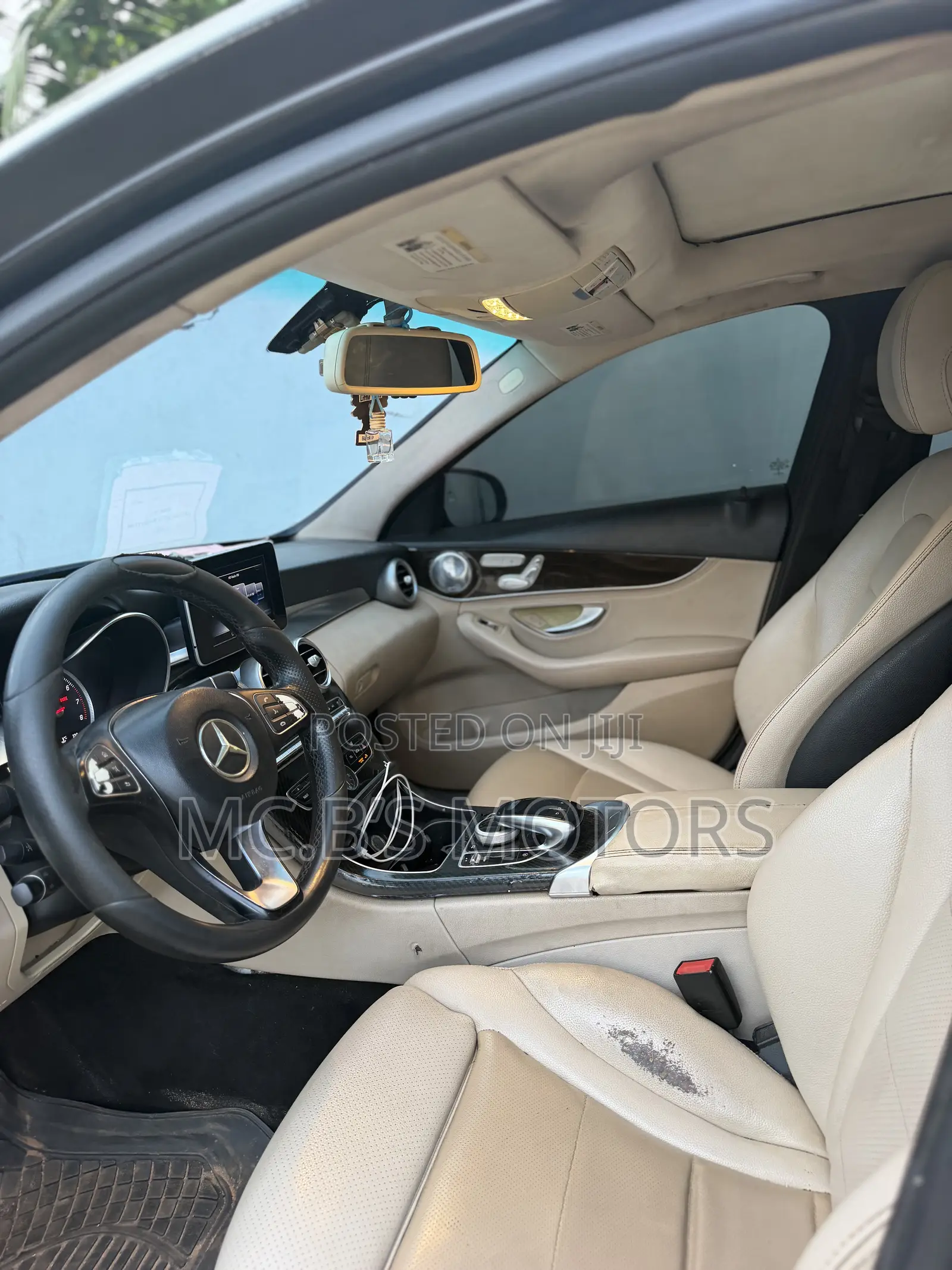 Mercedes-Benz C300 2018 Black