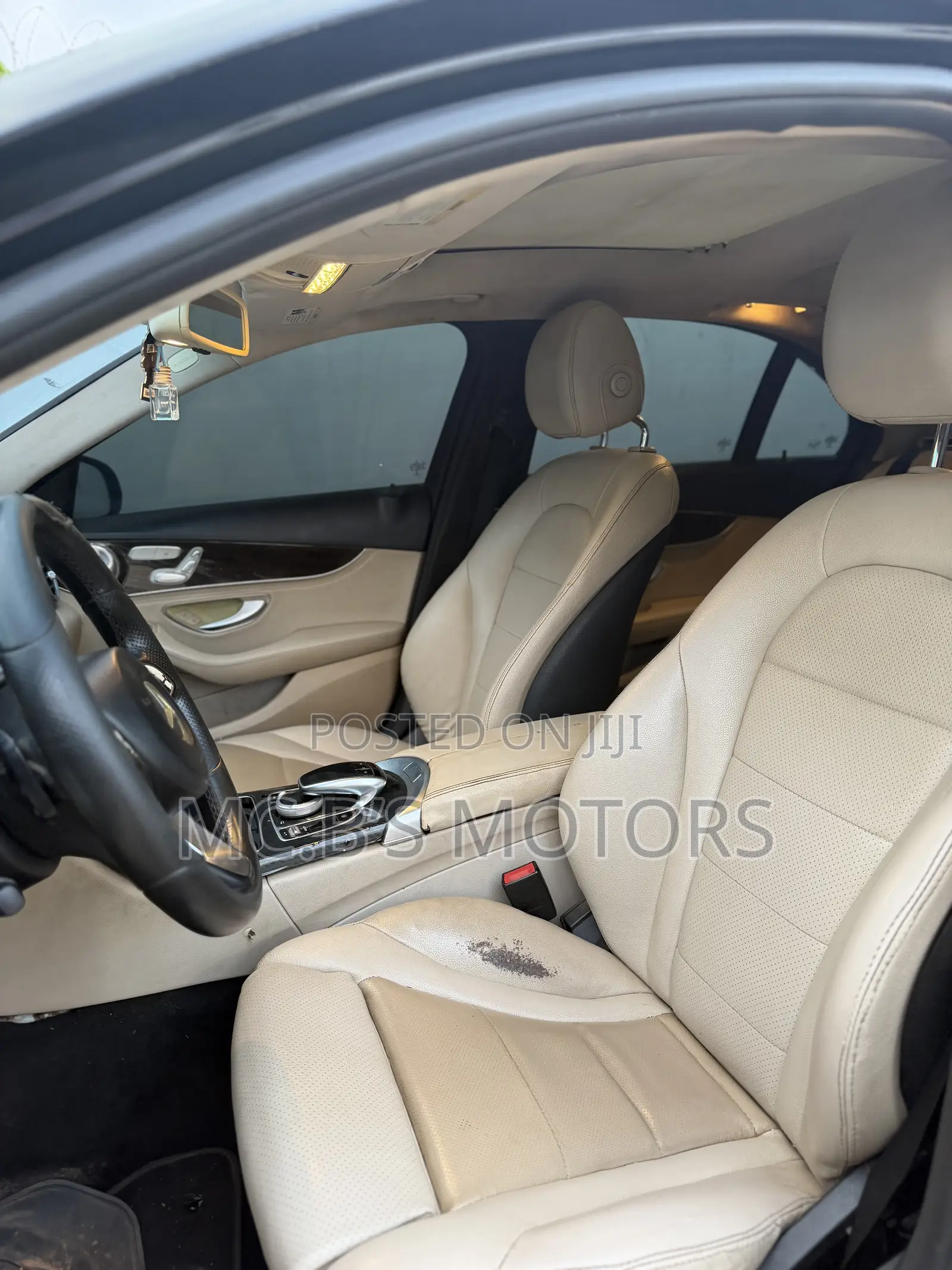 Mercedes-Benz C300 2018 Black