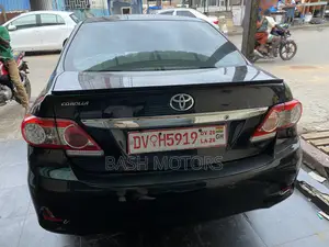 Toyota Corolla 2012 Black