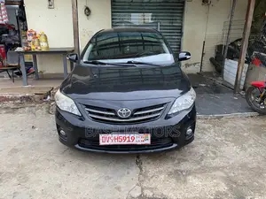 Toyota Corolla 2012 Black