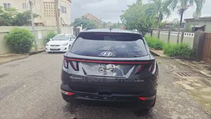 Hyundai Tucson Limited 2022 Gray