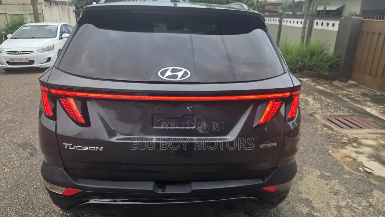 Hyundai Tucson Limited 2022 Gray