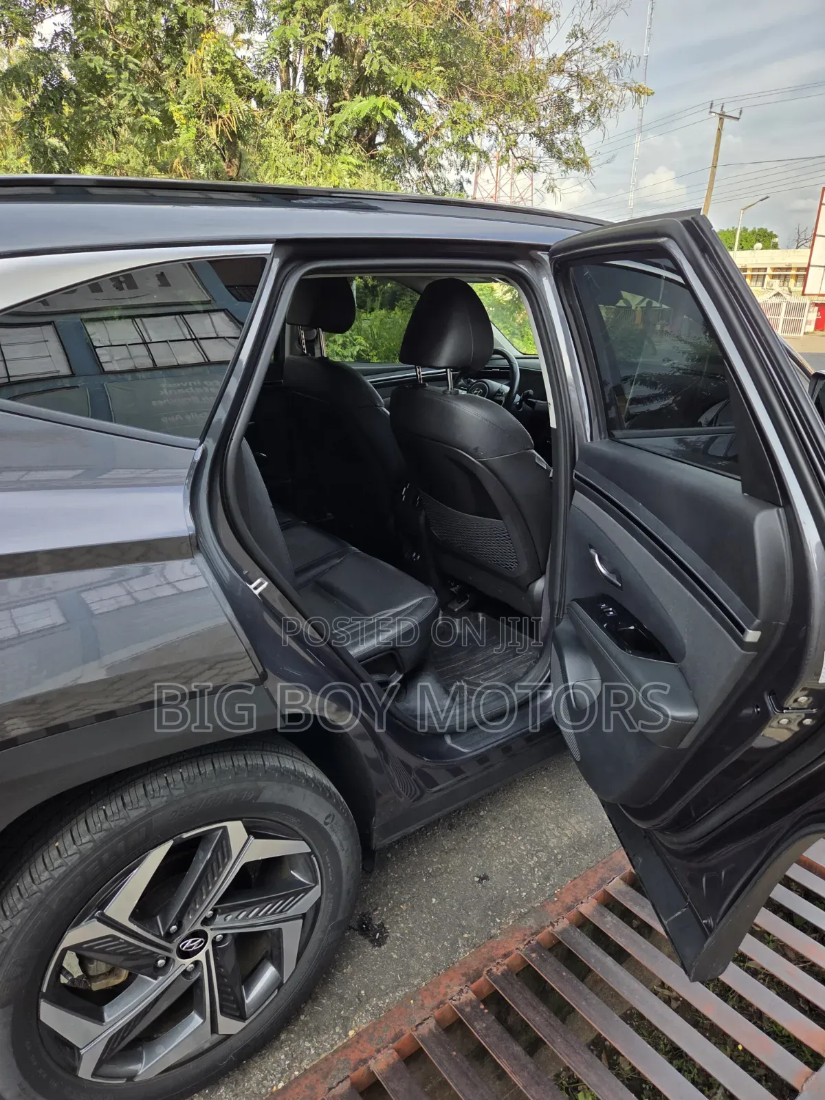 Hyundai Tucson Limited 2022 Gray