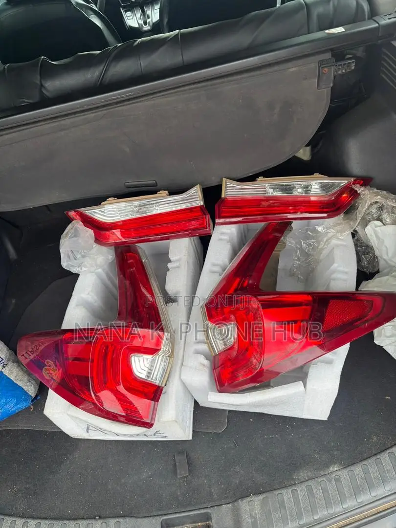 Honda CRV Tail Light