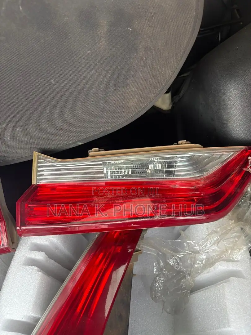 Honda CRV Tail Light