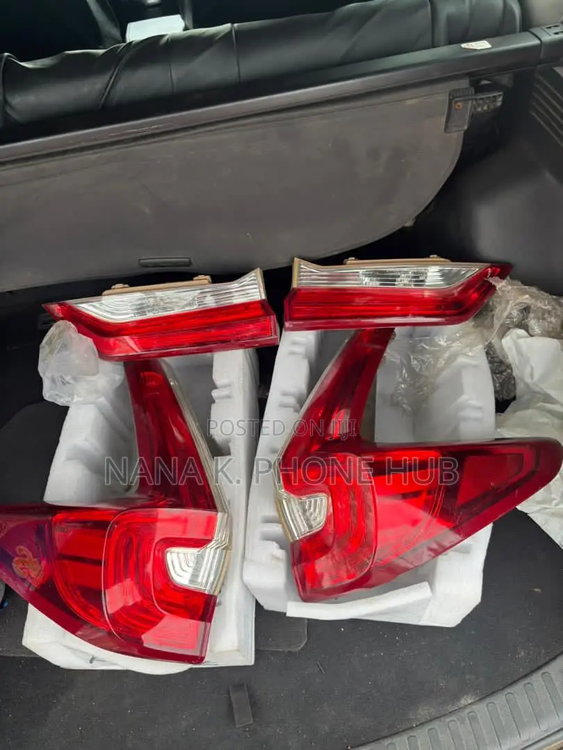 Honda CRV Tail Light